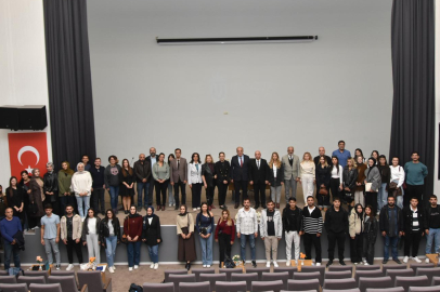 KİÜ Rektörü Prof. Dr. Bakan Üniversitemizde “Yenilikçi Girişimcilik ve Stratejik Yönetim” Konulu Konferans Verdi