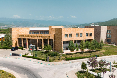 Üniversite 3 yıl oluyor...