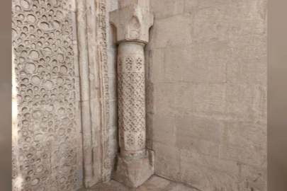 Tunceli’de 621 yıllık tarihi cami ve denge sütunları görselliğiyle göz kamaştırıyor