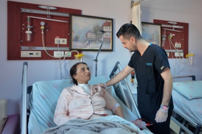 10 yıl sonra ilk kez tiroit ameliyatı yapıldı