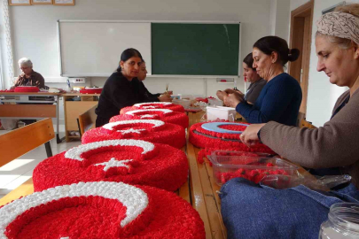 Kadın Emeğiyle Dalgalanan Bayraklar: Hozat’ta Örnek Proje