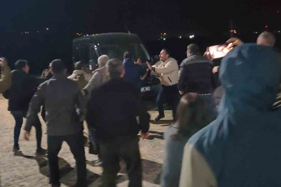 Gülistan Doku soruşturmasında Tunceli Adliyesi önünde arbede