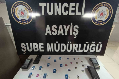 Sahte altınla kuyumcuları dolandıran 2 şüpheli yakalandı